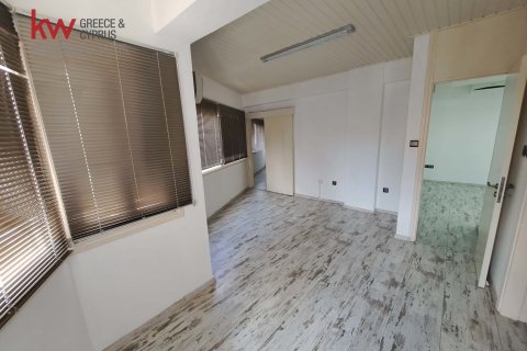 Офис 65м2 в Ларнака,  № 51591 4