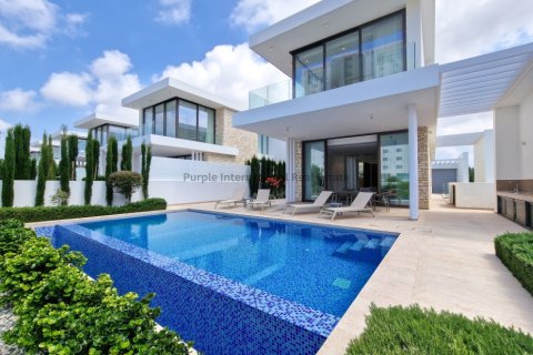 5 chambres Villa à Kato Paphos, Paphos,  No. 51596