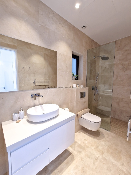 5 bedrooms Villa in Kato Paphos, Paphos, Cyprus No. 51596