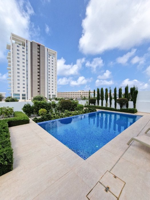 5 bedrooms Villa in Kato Paphos, Paphos, Cyprus No. 51596