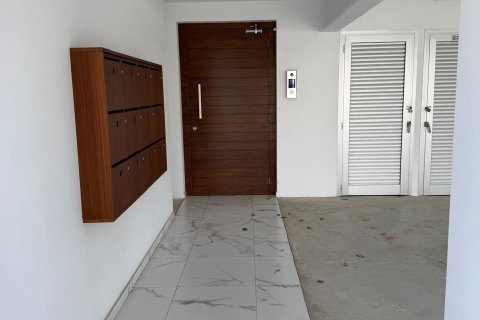 1 dormitorio Apartamento en Larnaca, Larnaka,  No. 51592 9