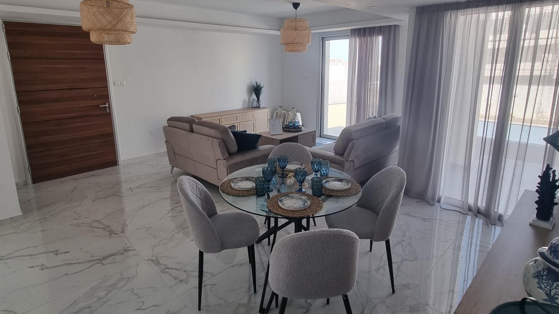 Sea Breeze Residences in Protaras, Ammochostos, Cyprus No. 8991