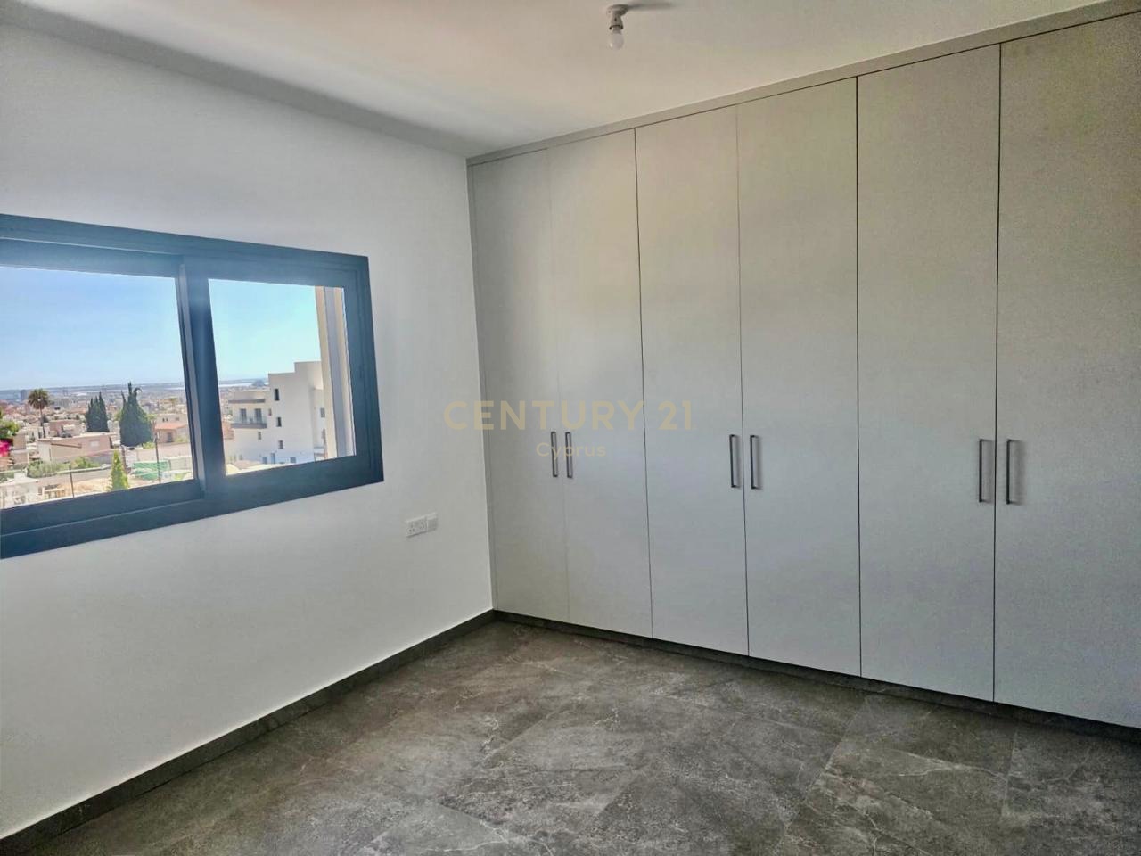 2 bedrooms Apartment in Limassol, Cyprus No. 30878
