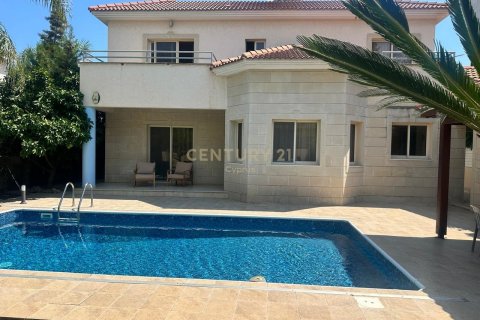 4 bedrooms Villa in Germasogeia, Limassol, Cyprus No. 57829