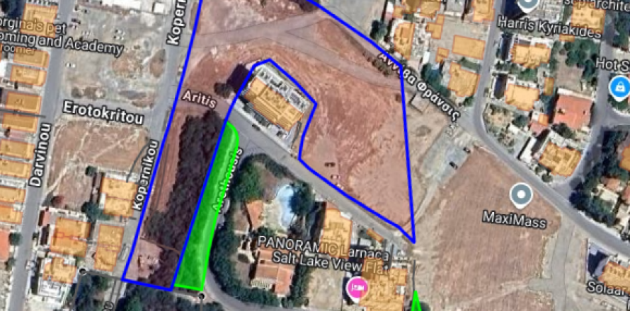 9737m2 Land in Larnaca, Larnaka, No. 40652