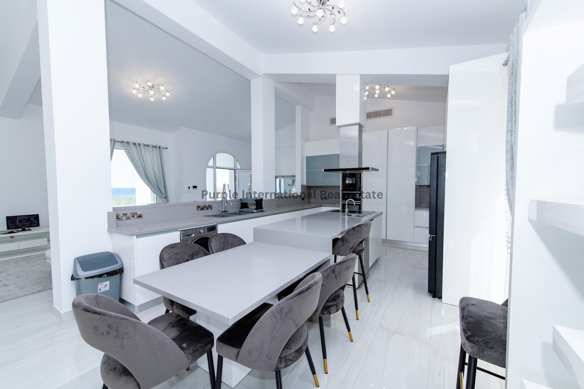 4 bedrooms Villa in Sea Caves, Pegeia, Paphos, Cyprus No. 7682