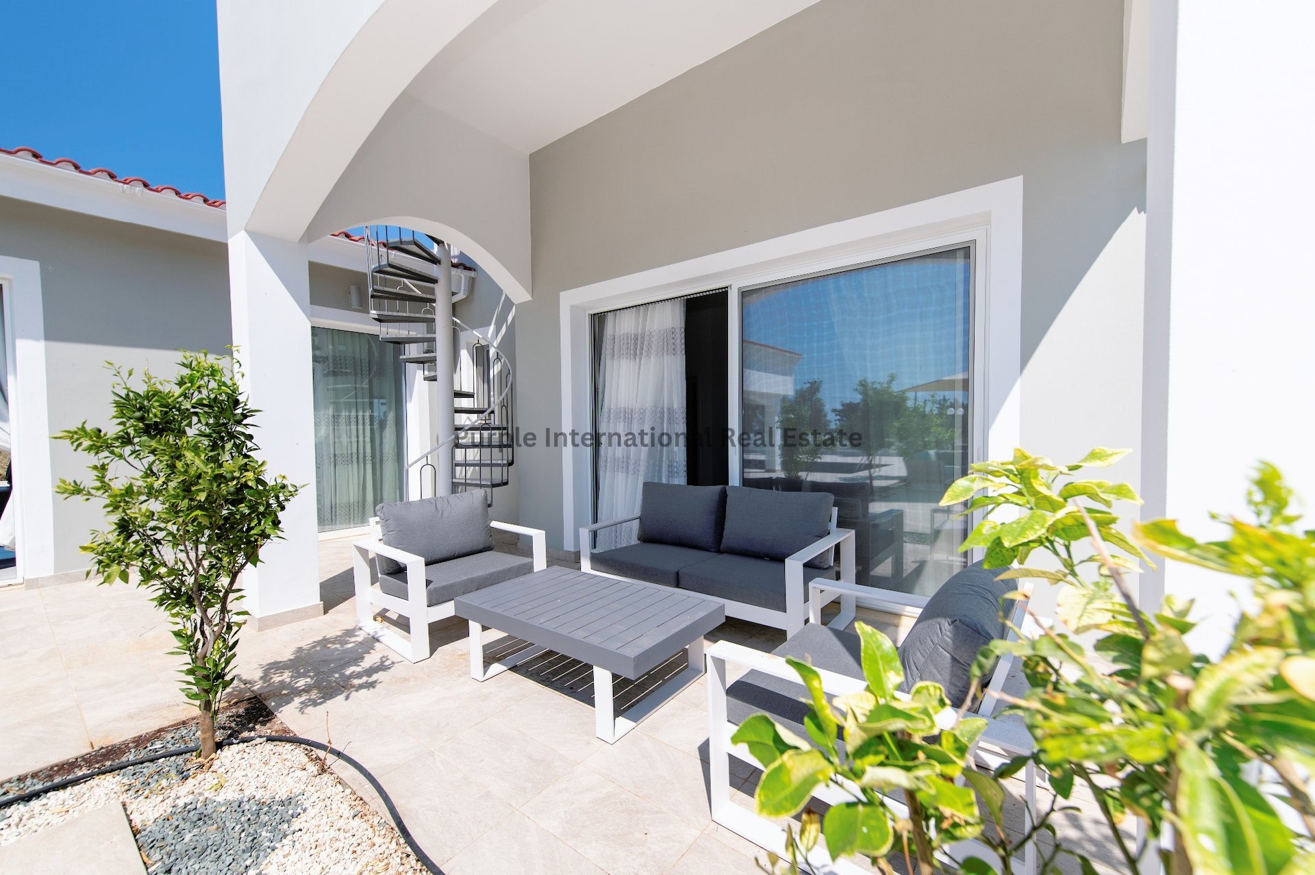 4 bedrooms Villa in Sea Caves, Pegeia, Paphos, Cyprus No. 7682