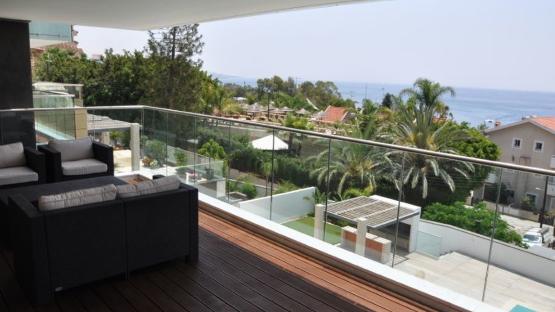 3 bedrooms Apartment in Limassol, Cyprus No. 28123