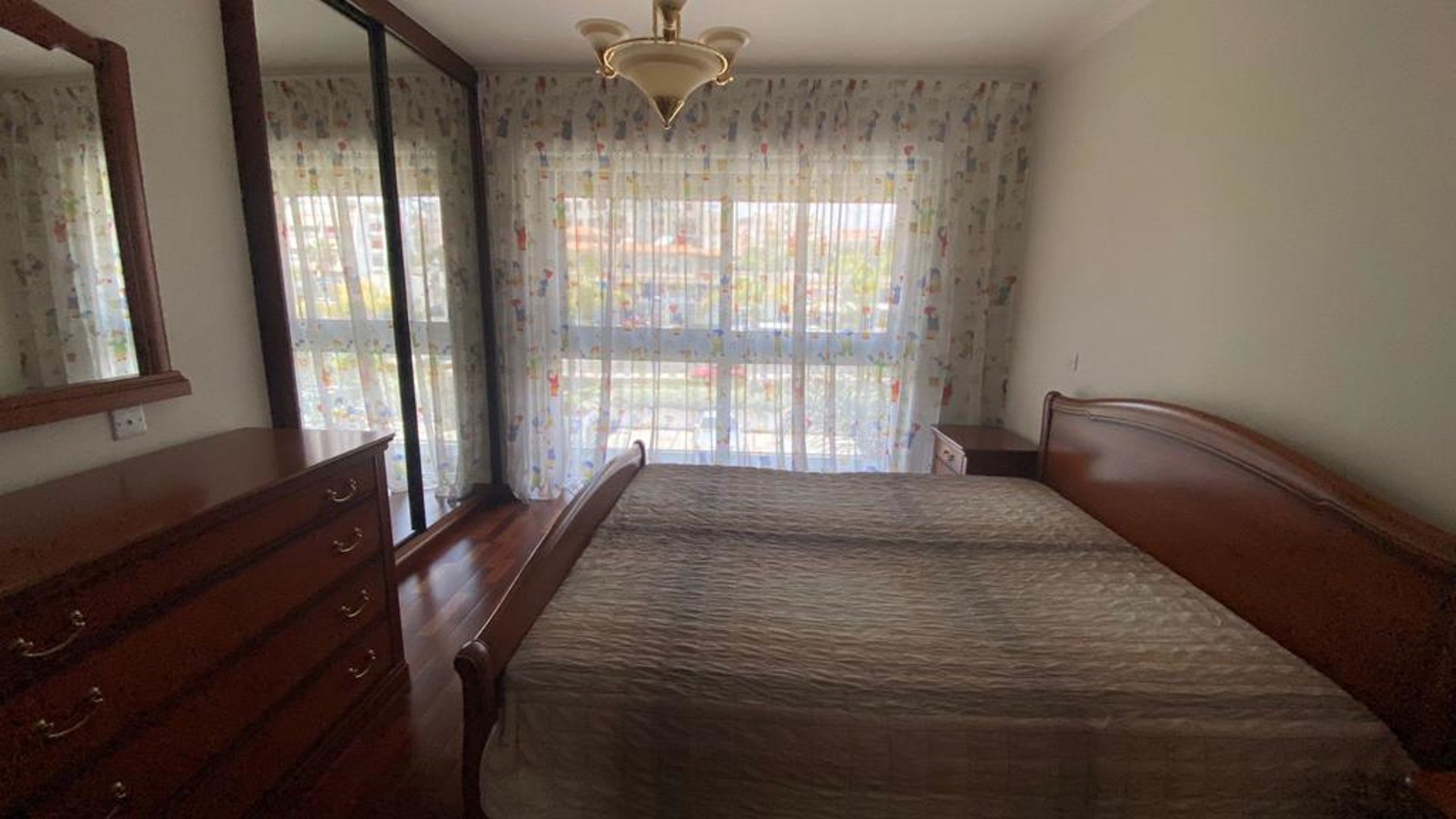 3 bedrooms Apartment in Limassol, Cyprus No. 28123