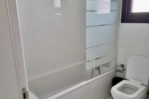 2 bedrooms Apartment in Larnaca, Larnaka, No. 39959 5