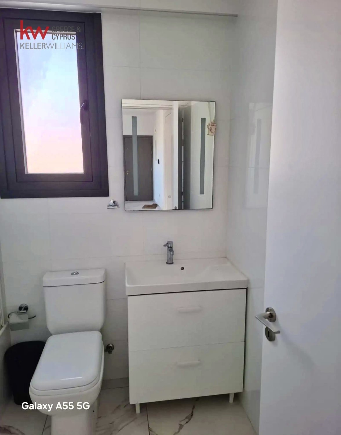 2 bedrooms Apartment in Larnaca, Larnaka, Cyprus No. 39959