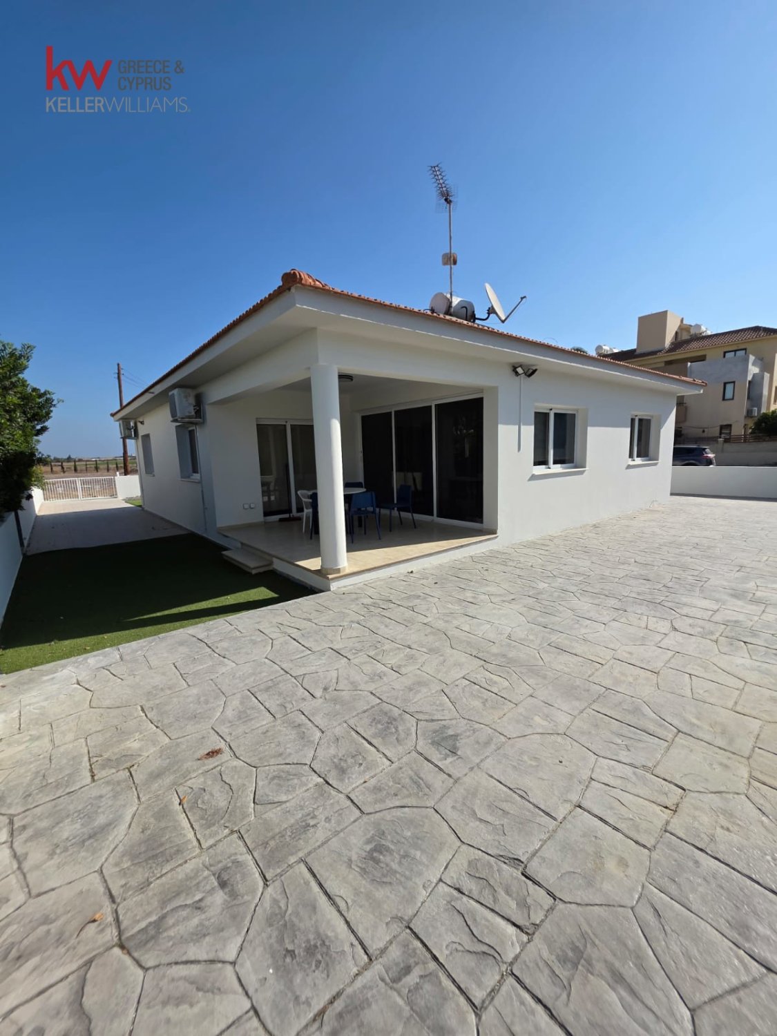 3 dormitorios Bungalow en Pervolia, Larnaka, Chipre No. 39957