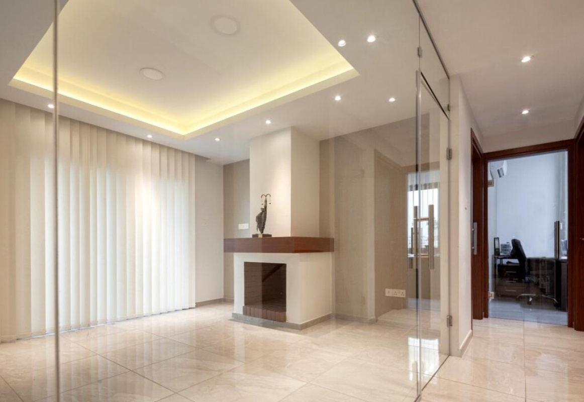 479m2 Propriété commerciale à Nicosia, Chypre No. 38920
