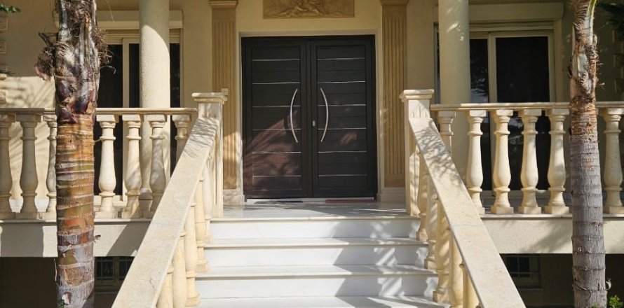 4 chambres Villa à Limassol,  No. 46206