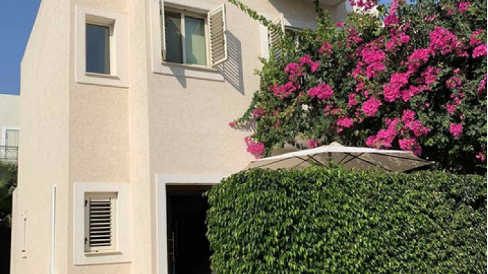 3 bedrooms Townhouse in Limassol, Cyprus No. 28970