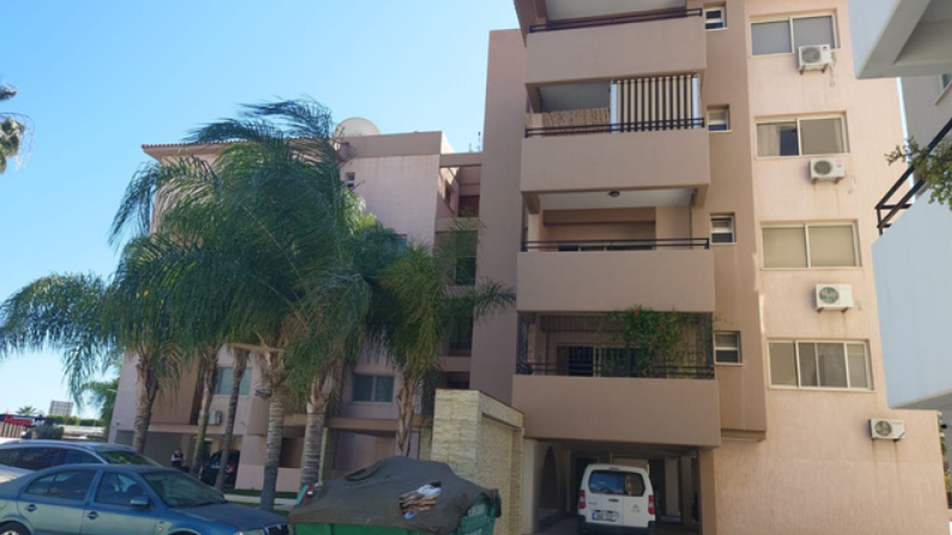 2 bedrooms Apartment in Limassol, Cyprus No. 28969