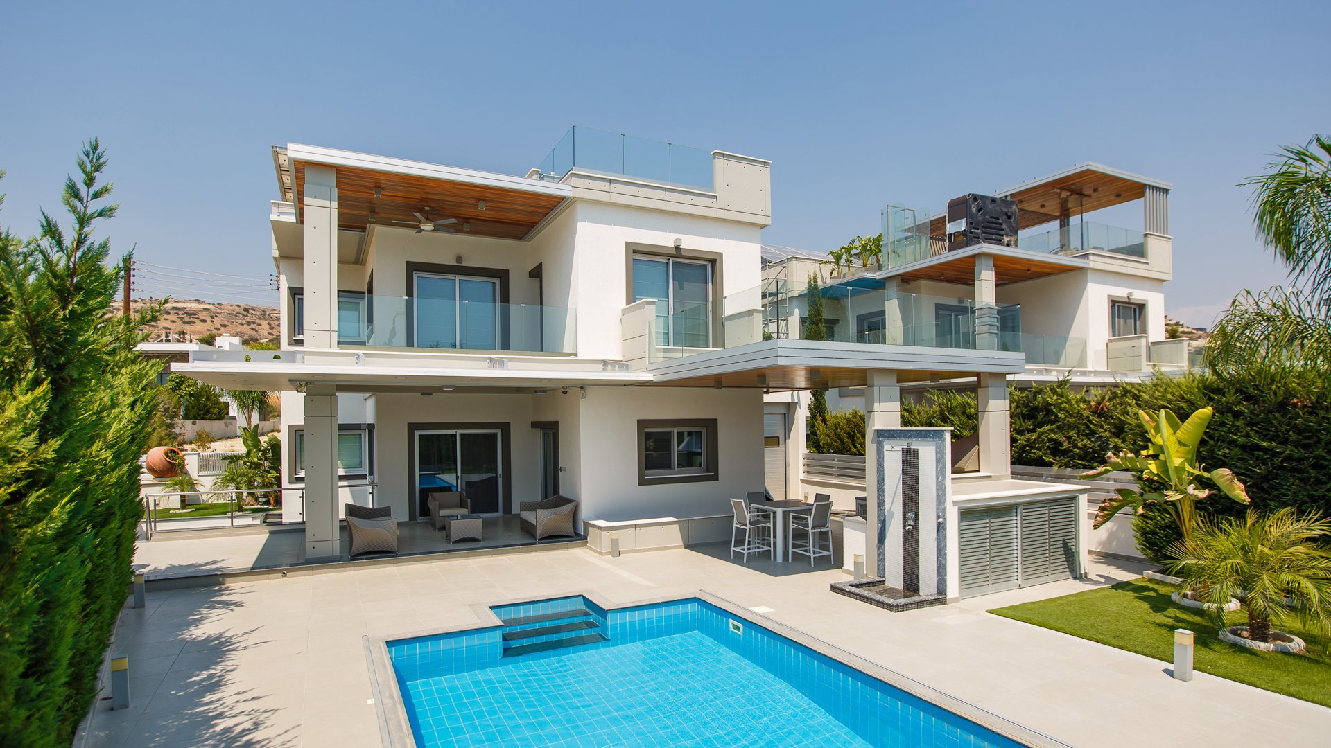 4 bedrooms Villa in Agios Tychonas, Limassol, Cyprus No. 26244