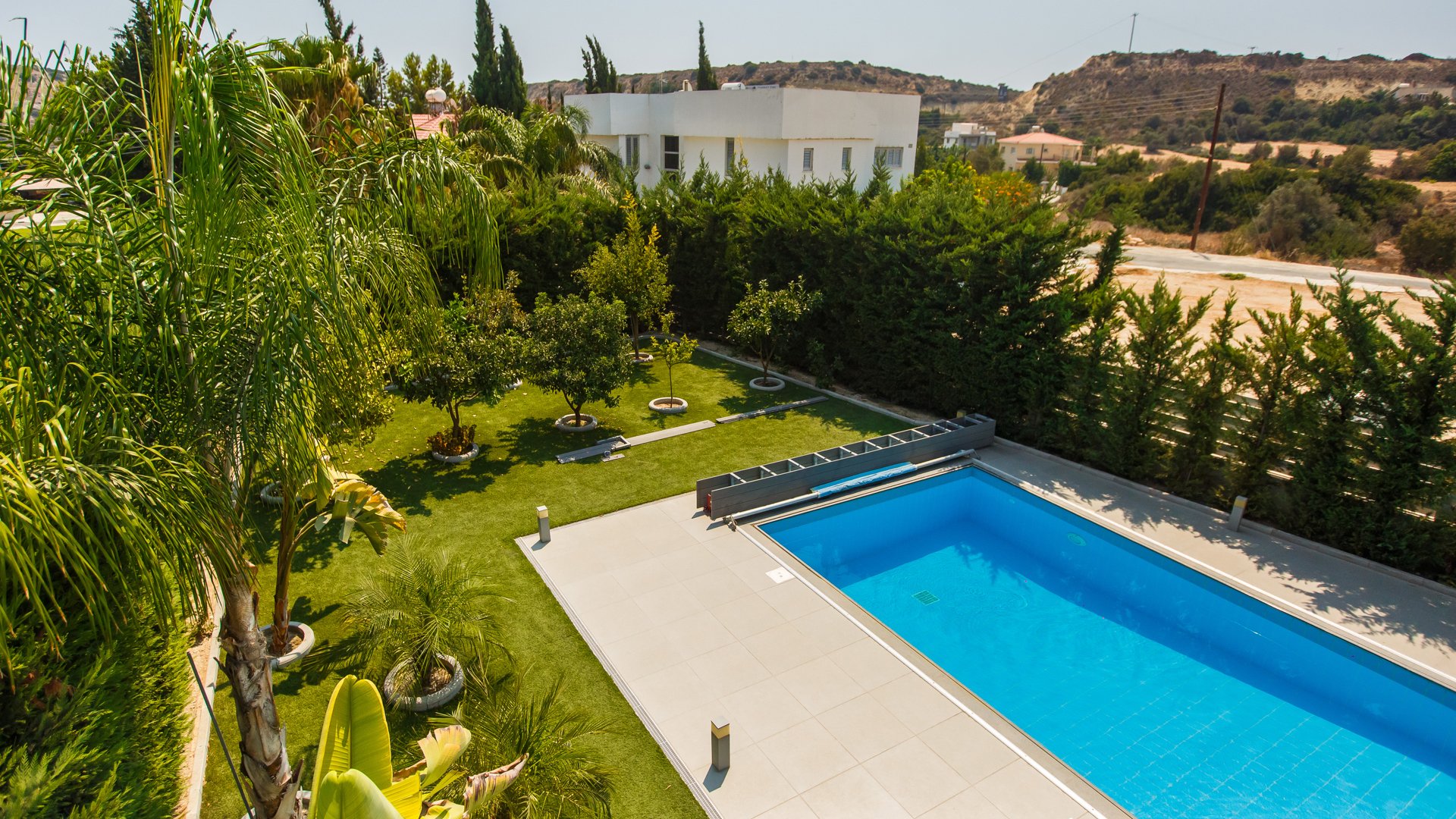 4 bedrooms Villa in Agios Tychonas, Limassol, Cyprus No. 26244