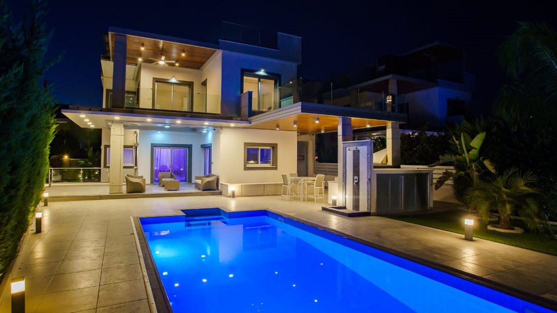 4 bedrooms Villa in Agios Tychonas, Limassol, Cyprus No. 26244