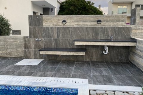 3 bedrooms Villa in Chloraka, Paphos, Cyprus No. 28258