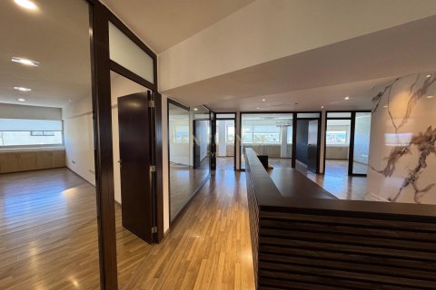 Офис 376м2 в Лимассол, Лимасол,  № 53436 3