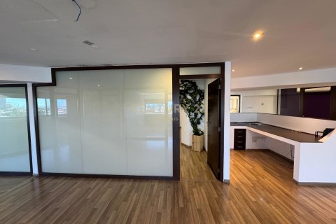 Офис 376м2 в Лимассол, Лимасол,  № 53436 12