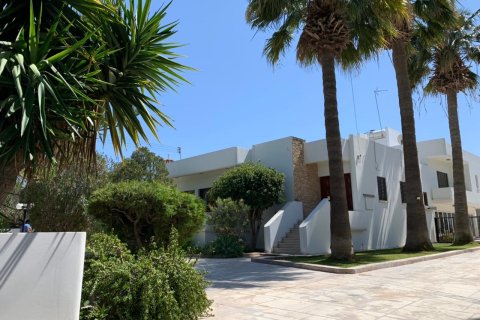 3 bedrooms Villa in Aradippou, Larnaka, No. 48715 5