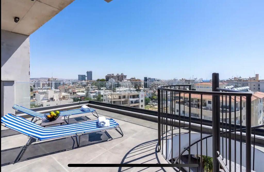 3 bedrooms Apartment in Larnaca, Larnaka, Cyprus No. 53096