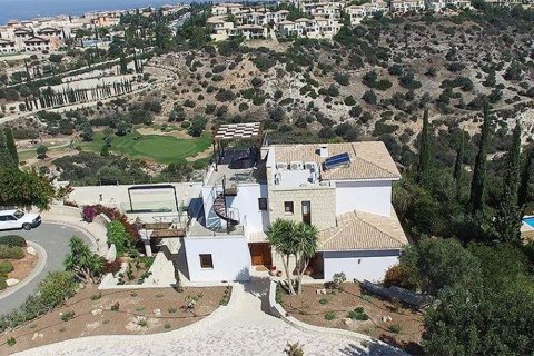5 bedrooms Villa in Aphrodite Hills, Kouklia, Paphos, Cyprus No. 26199
