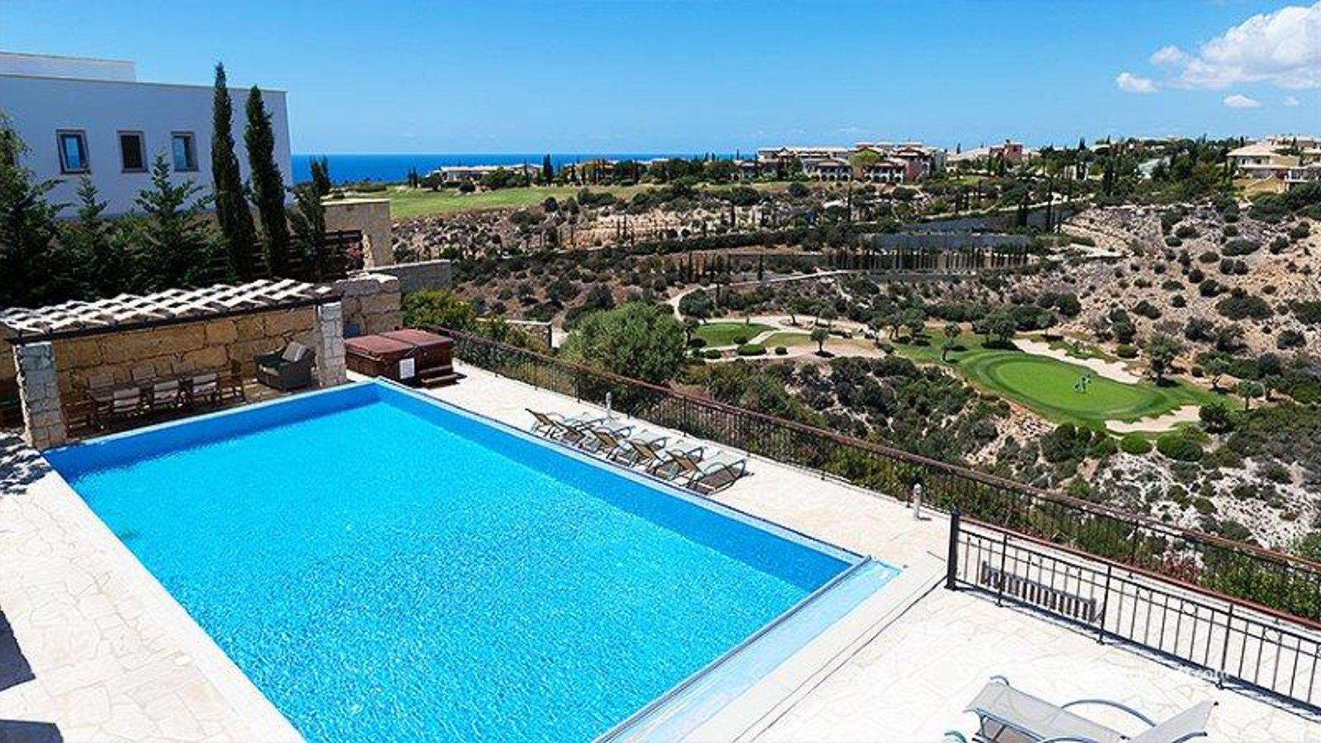 5 bedrooms Villa in Aphrodite Hills, Kouklia, Paphos, Cyprus No. 26199