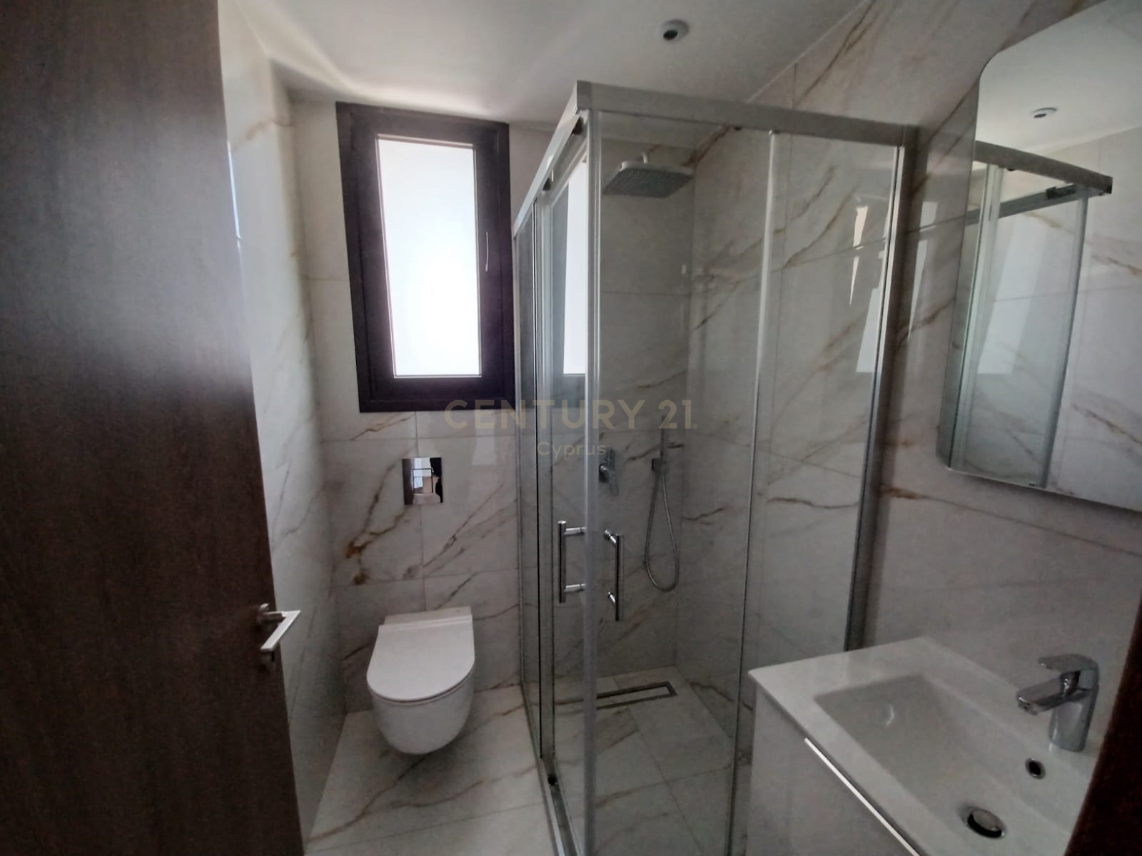 3 bedrooms Penthouse in Germasogeia, Limassol, Cyprus No. 33574