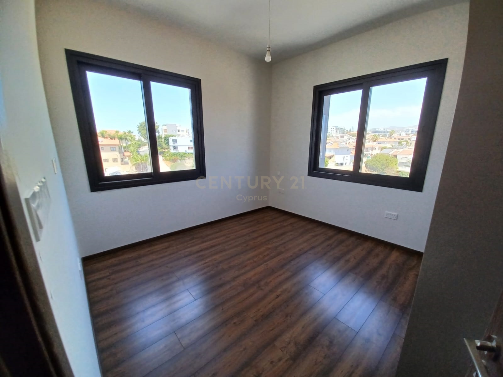 3 bedrooms Penthouse in Germasogeia, Limassol, Cyprus No. 33574