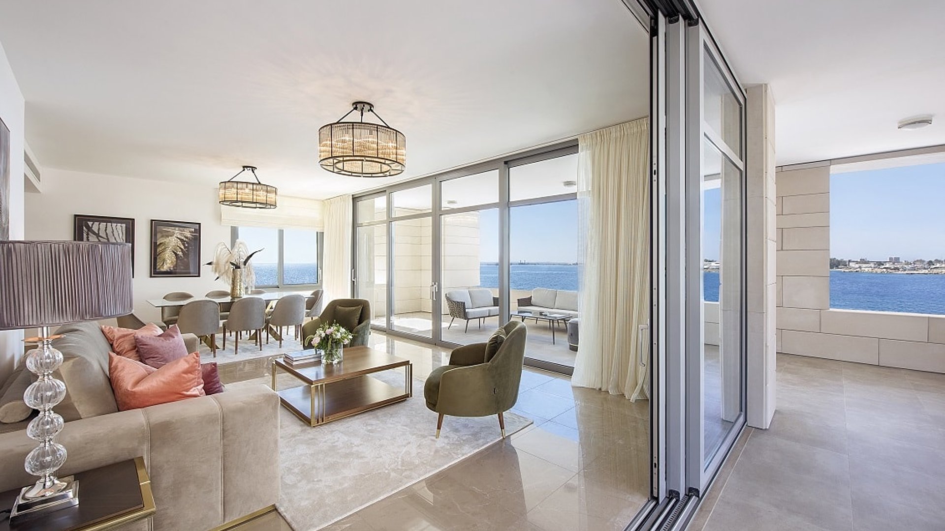4 bedrooms Villa in Limassol, Cyprus No. 25648