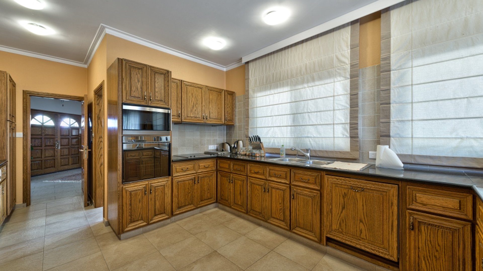 5 bedrooms Villa in Limassol, Cyprus No. 25651