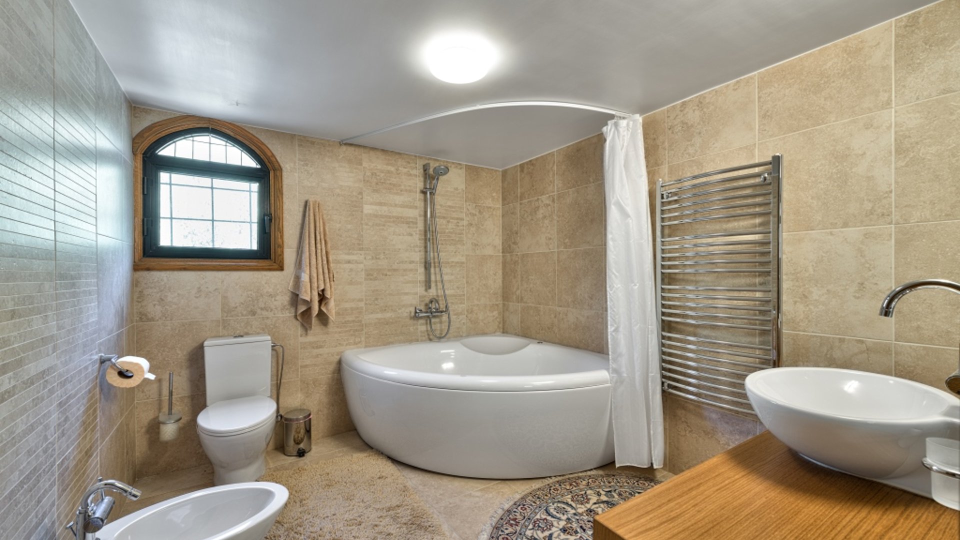 5 bedrooms Villa in Limassol, Cyprus No. 25651