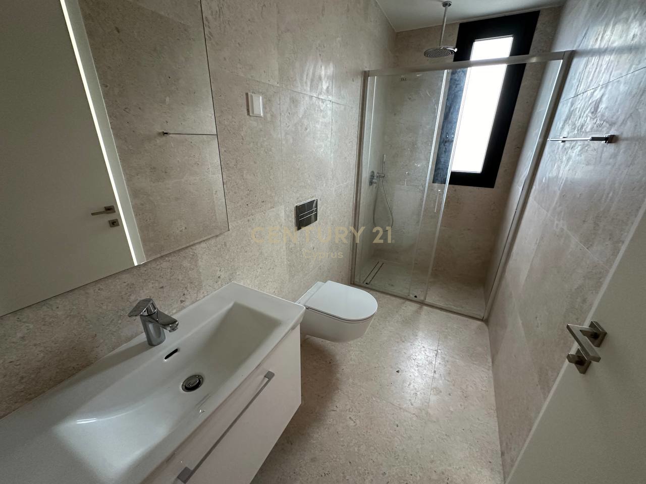 Квартира с 4 спальнями в Гермасойя, Лимасол, Кипр № 35874