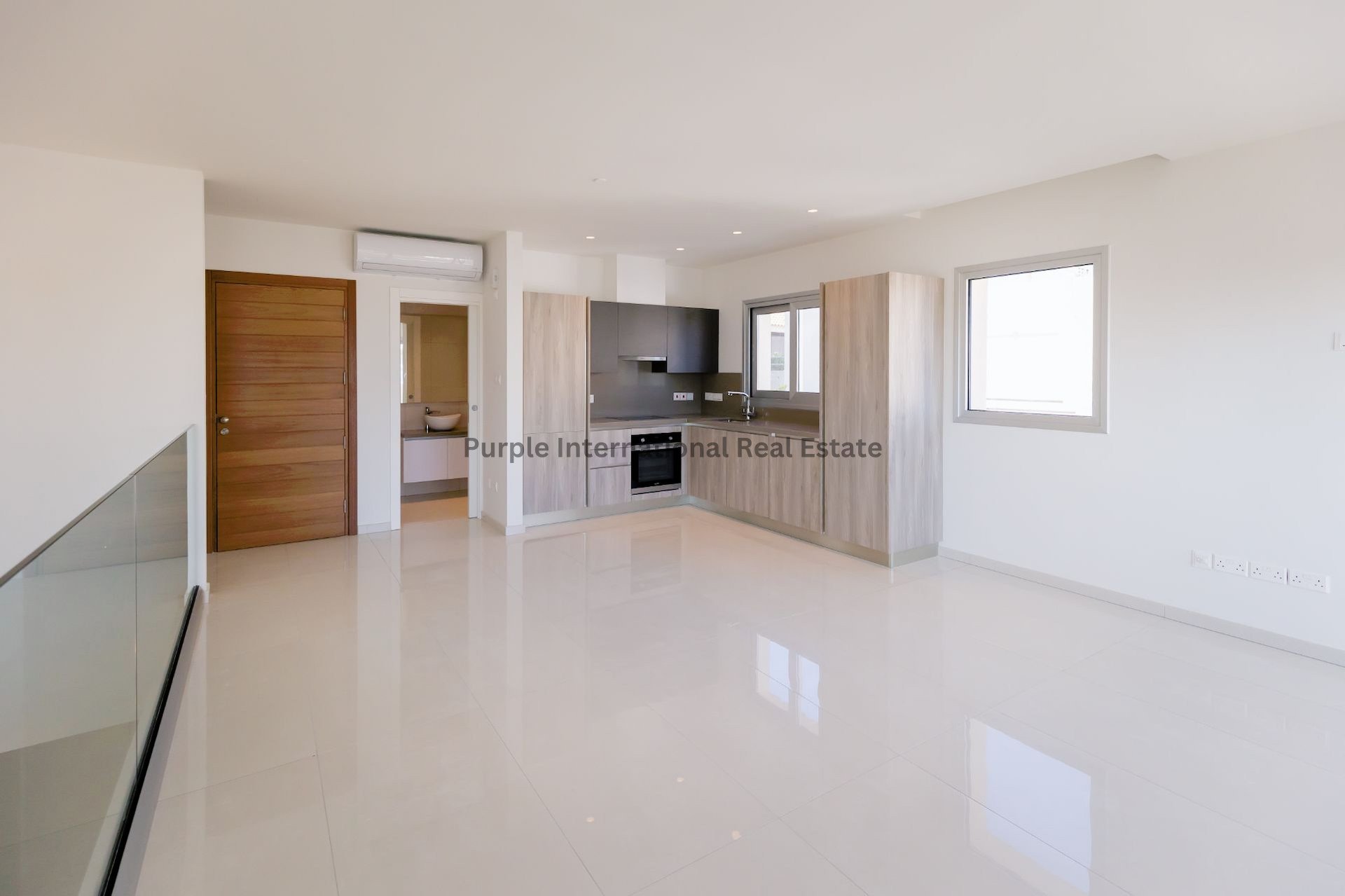 2 bedrooms Apartment in Germasogeia, Limassol, Cyprus No. 35370