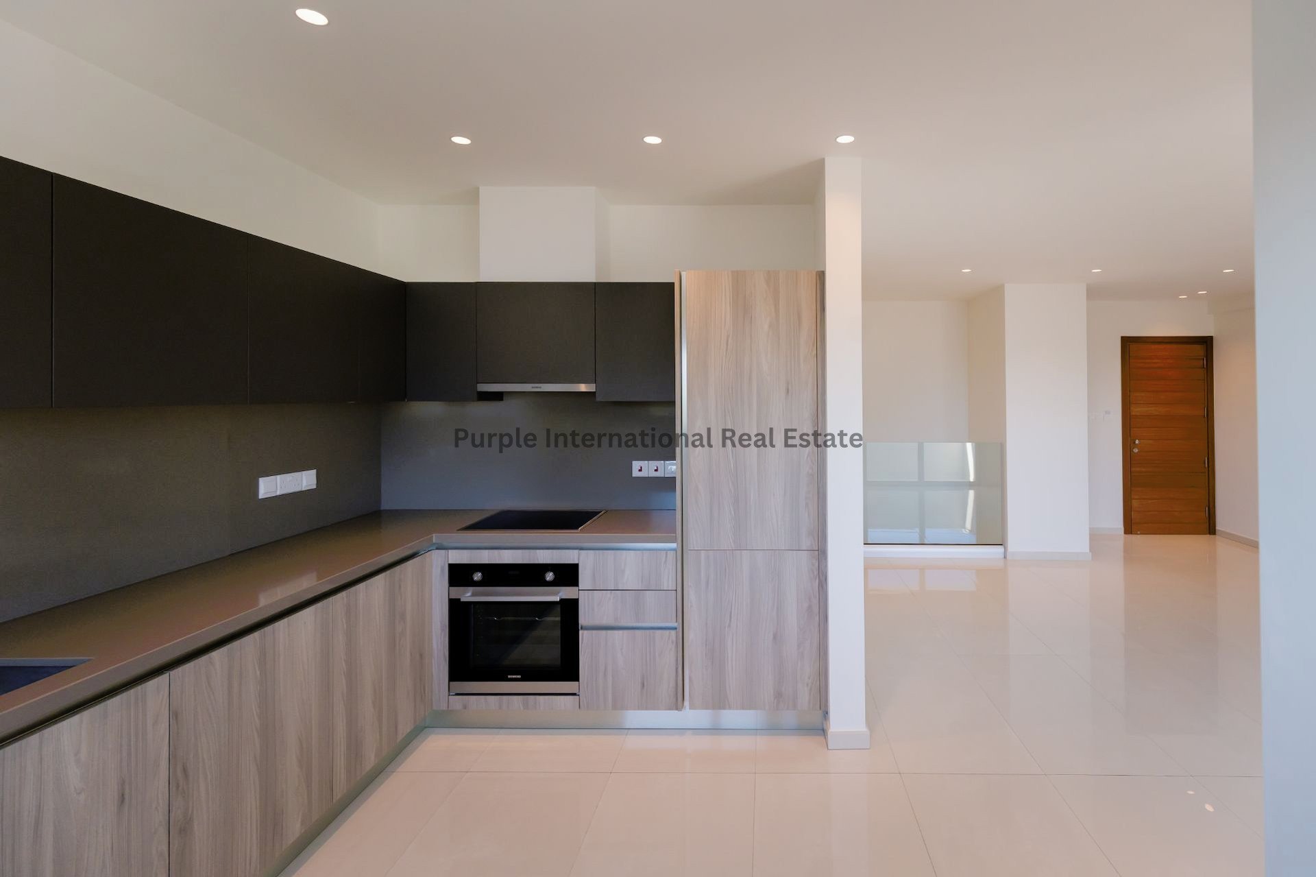 2 bedrooms Apartment in Germasogeia, Limassol, Cyprus No. 35371