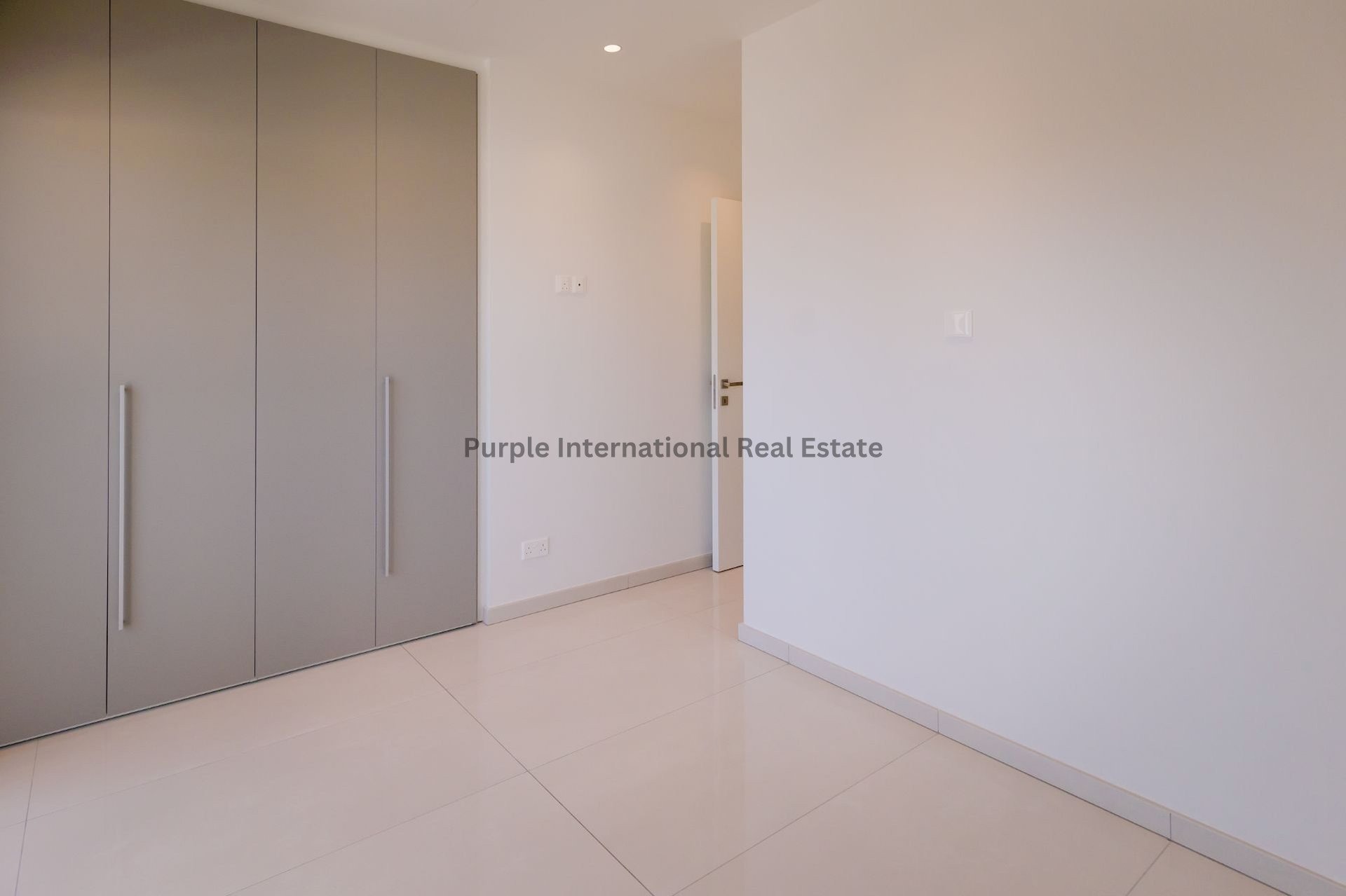 2 bedrooms Apartment in Germasogeia, Limassol, Cyprus No. 35371