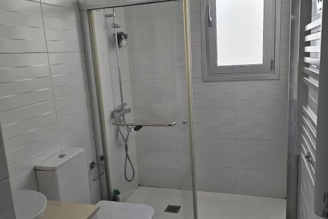 2 bedrooms Apartment in Larnaca, Larnaka,  No. 40172 5