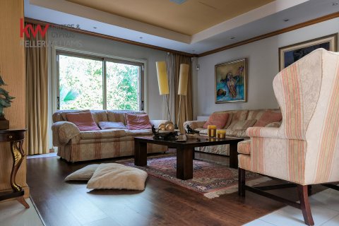 5 bedrooms Villa in Larnaka,  No. 40175 17