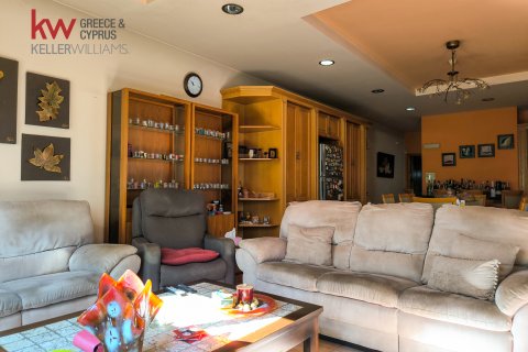 5 bedrooms Villa in Larnaka,  No. 40175 16