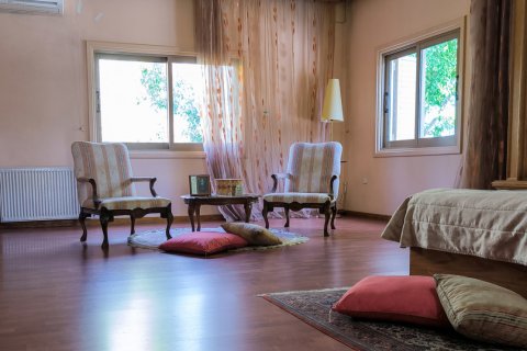 5 bedrooms Villa in Larnaka,  No. 40175 26