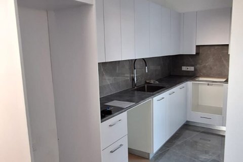 2 bedrooms Apartment in Aglandjia, Nicosia,  No. 40171 9