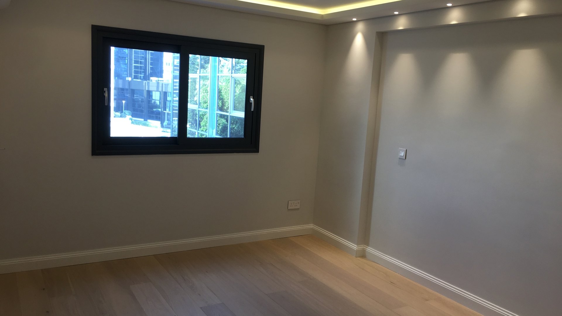 3 bedrooms Apartment in Limassol, Cyprus No. 26142