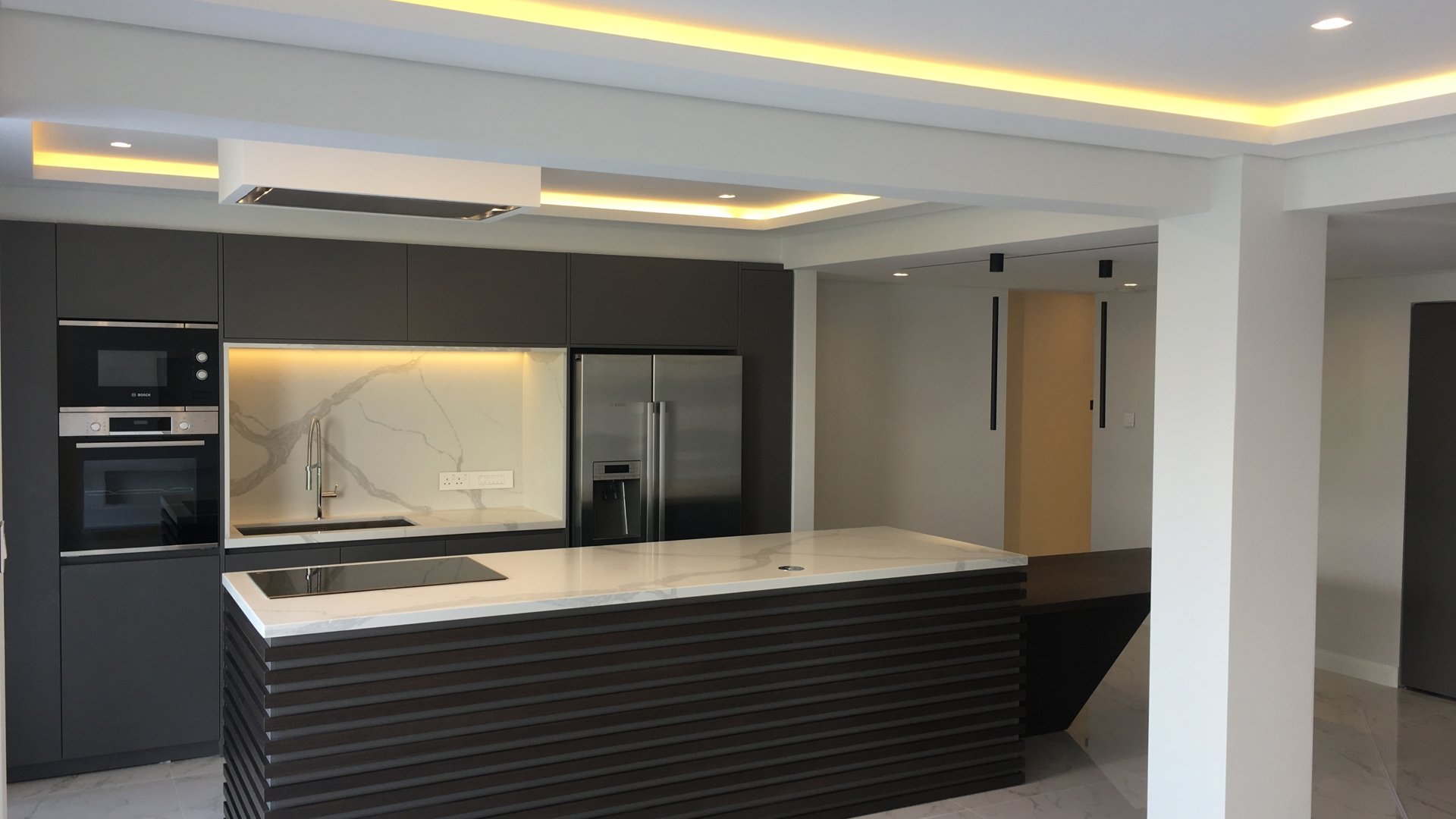3 bedrooms Apartment in Limassol, Cyprus No. 26142