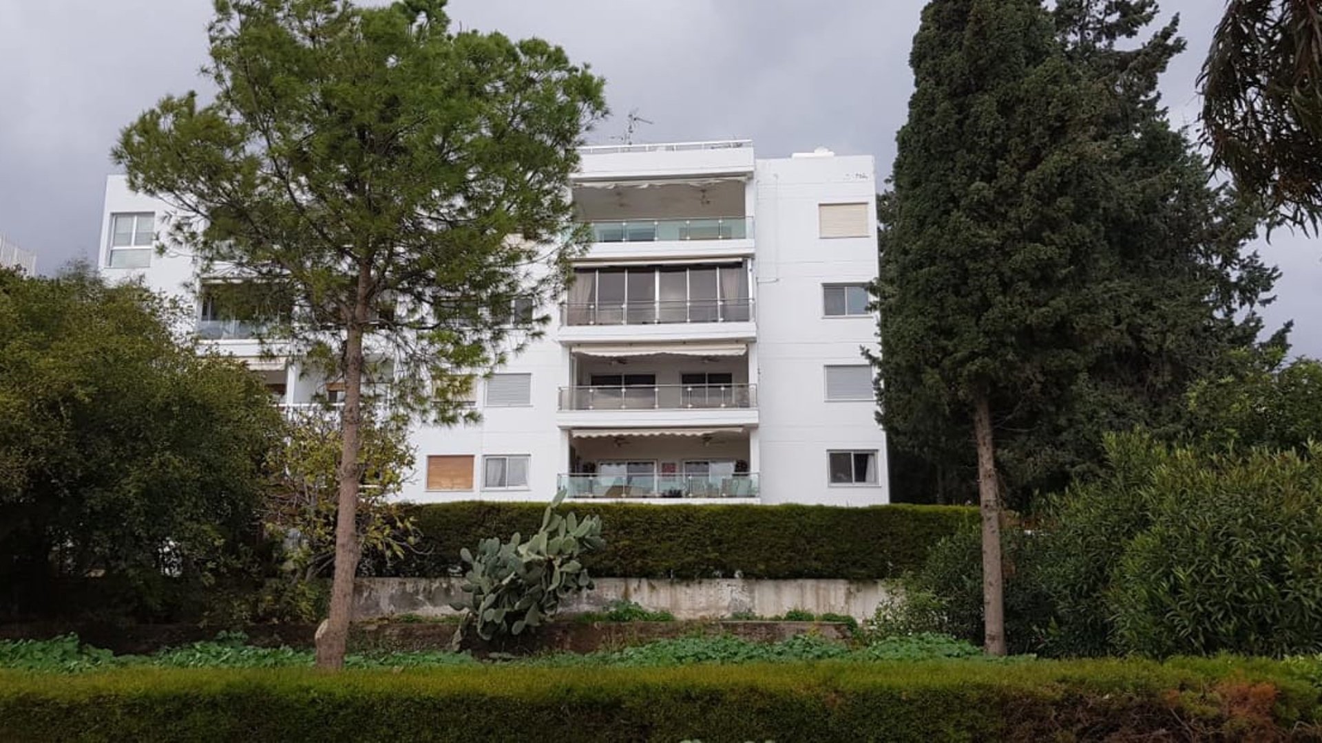 4 bedrooms Apartment in Limassol, Cyprus No. 26140