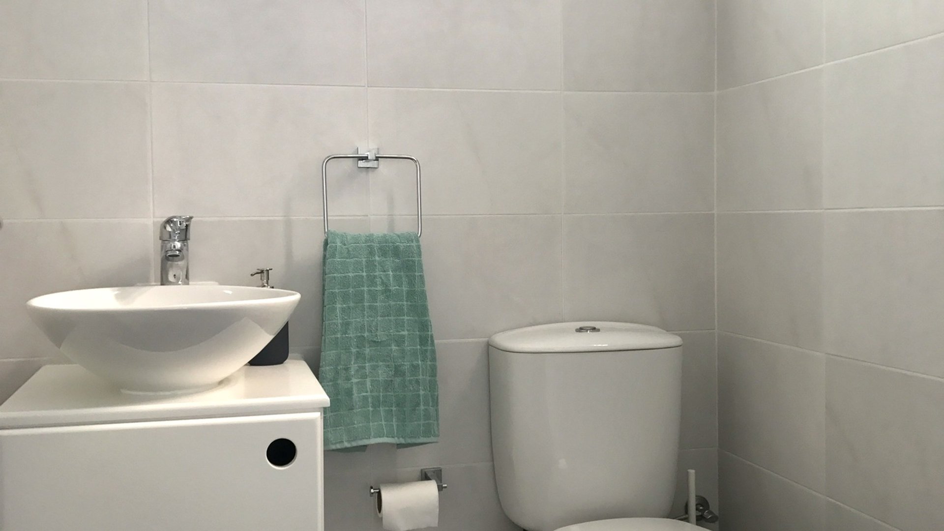 4 bedrooms Apartment in Neapolis, Limassol, Cyprus No. 26143