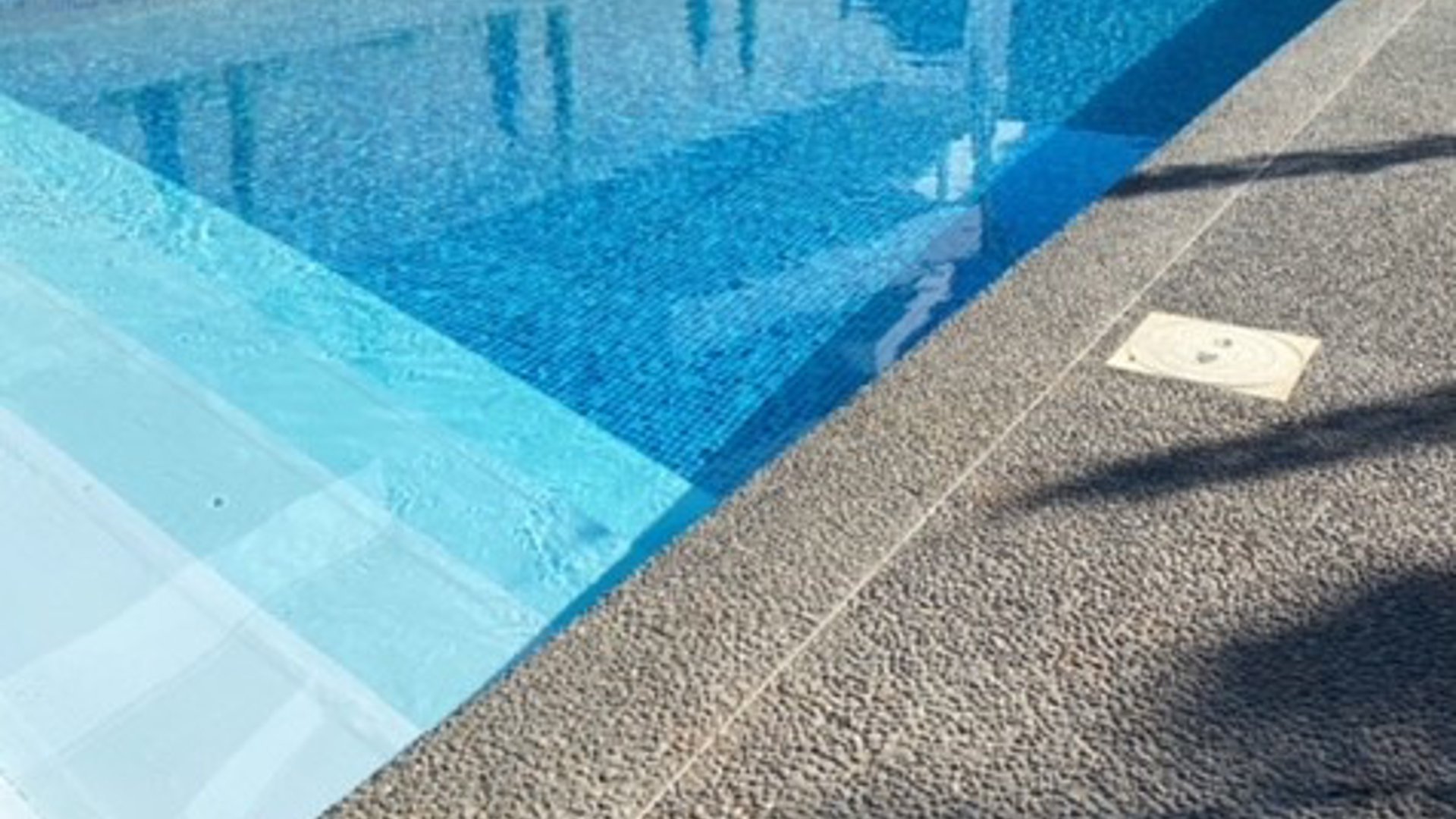 3 bedrooms Penthouse in Germasogeia, Limassol, Cyprus No. 26137