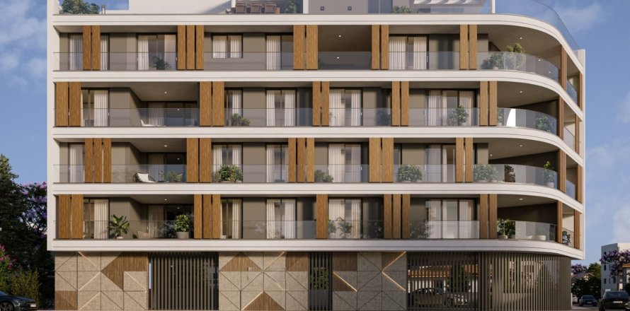 3 bedrooms Apartment in Larnaca, Larnaka,  No. 42496